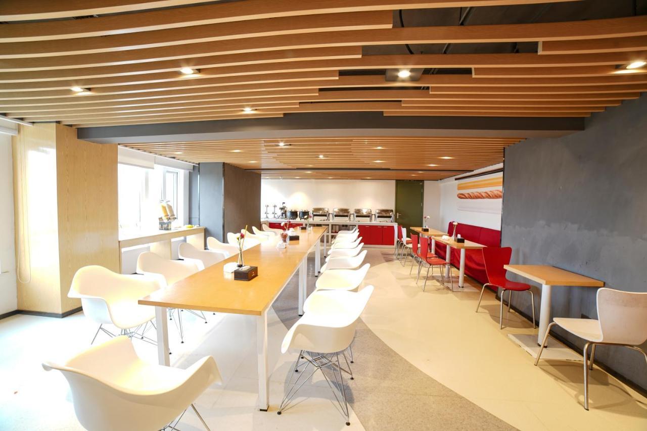 Ibis Chengdu West Jingcui Road Hotel Ngoại thất bức ảnh