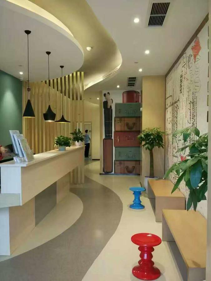 Ibis Chengdu West Jingcui Road Hotel Ngoại thất bức ảnh
