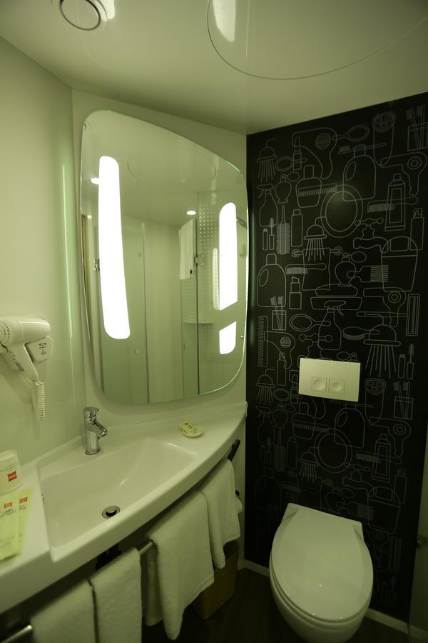 Ibis Chengdu West Jingcui Road Hotel Ngoại thất bức ảnh