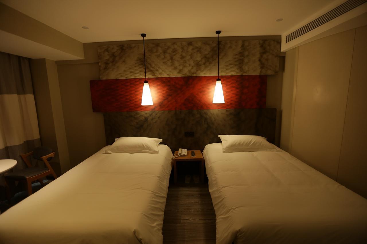 Ibis Chengdu West Jingcui Road Hotel Ngoại thất bức ảnh