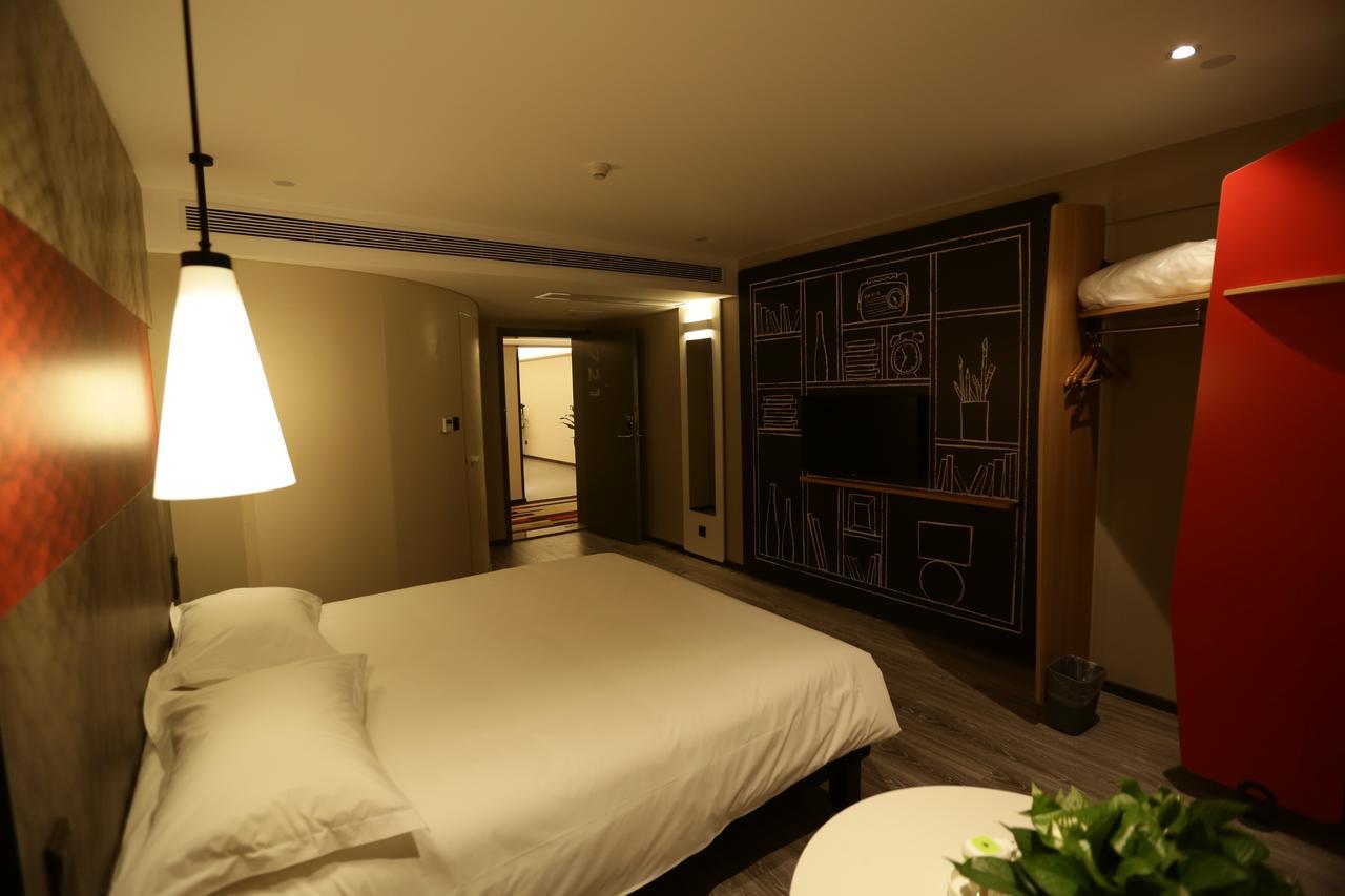 Ibis Chengdu West Jingcui Road Hotel Ngoại thất bức ảnh