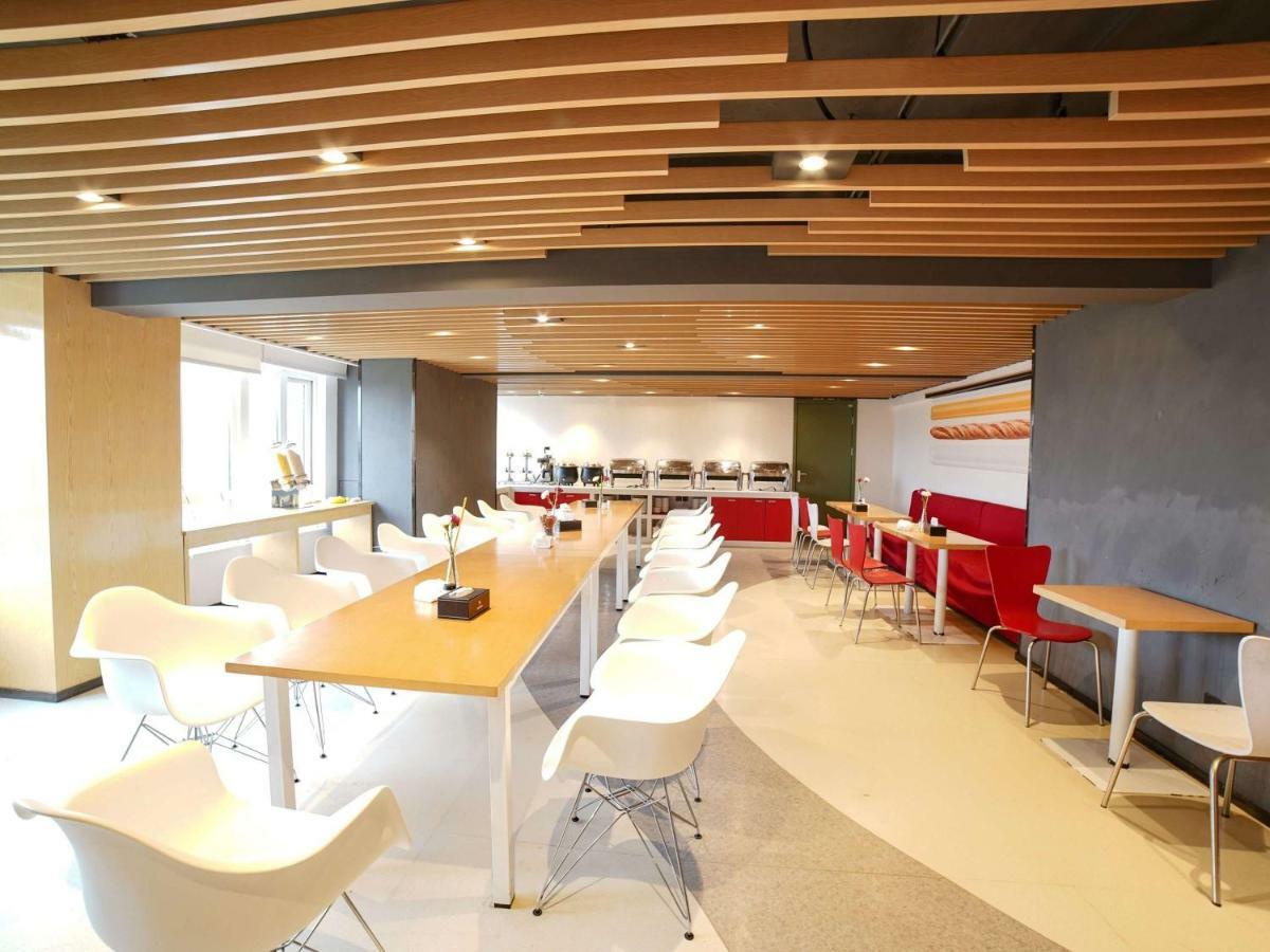 Ibis Chengdu West Jingcui Road Hotel Ngoại thất bức ảnh